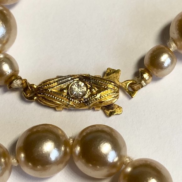 Vintage Cream Glass Pearl Necklace 24" 6mm Hand Knotted Matinee Length Clasp - Picture 4 of 9